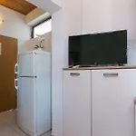 Appartement By The Sea Zivogosce - Blato, Makarska - 1057 Blato (Makarska)