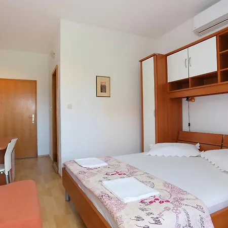 Apartman By The Sea Zivogosce - Blato, Makarska - 1057 *
