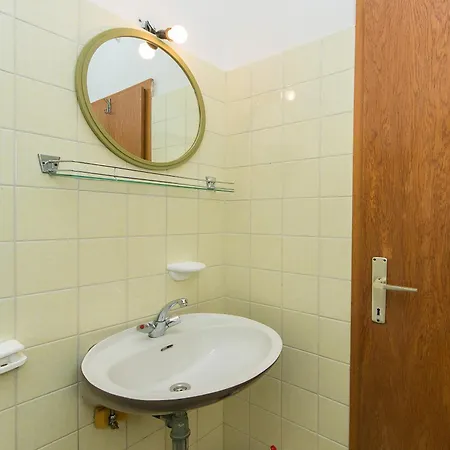 Apartman By The Sea Zivogosce - Blato, Makarska - 1057 *